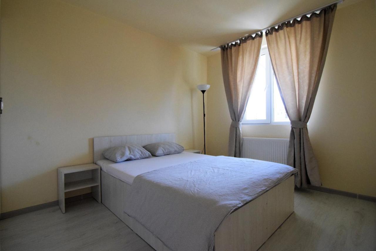 Gara De Nord - Resedinta Lui Calin Apartment Bukares Bagian luar foto