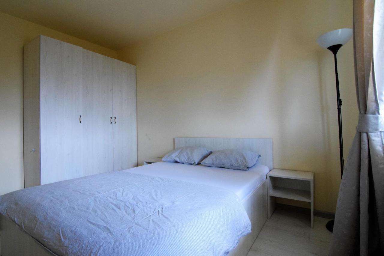 Gara De Nord - Resedinta Lui Calin Apartment Bukares Bagian luar foto